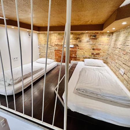 Kyiv Art Apartments Near Golden Gate Екстериор снимка