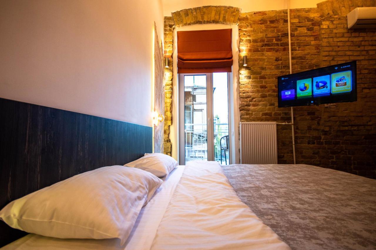 Kyiv Art Apartments Near Golden Gate Екстериор снимка